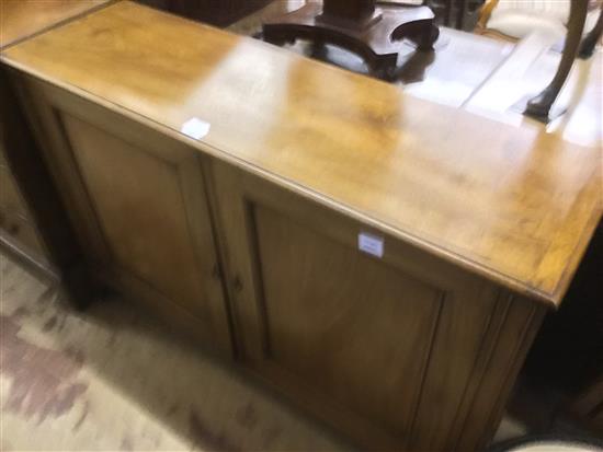 An Edwardian mahogany dwarf cabinet